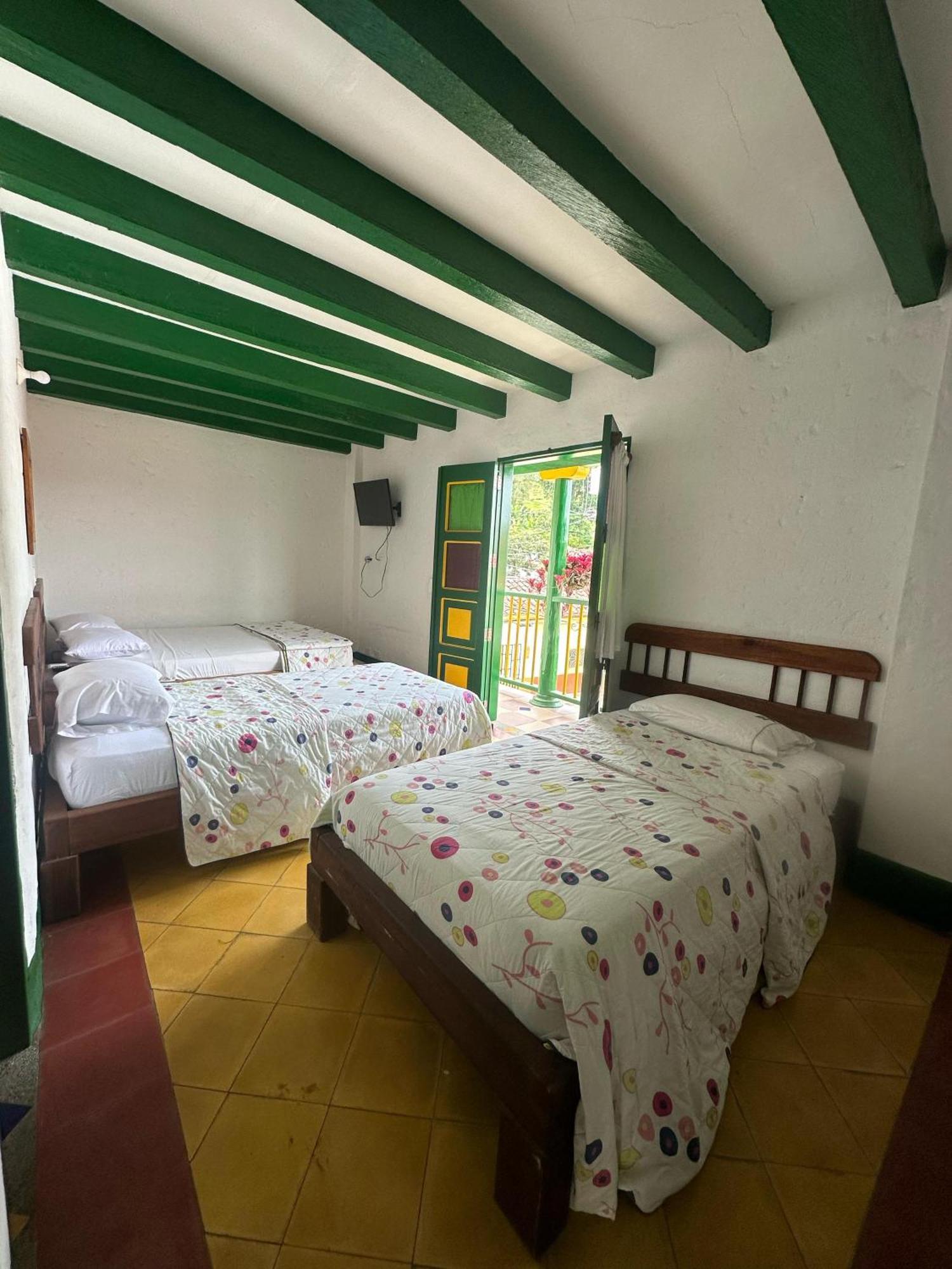 Hotel Vegas Del Rio Tamesis ภายนอก รูปภาพ