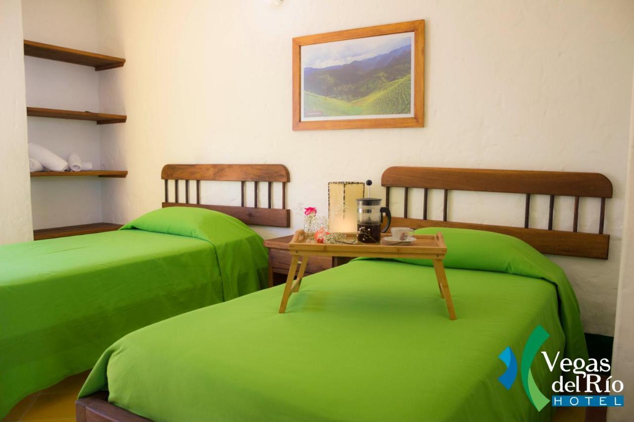 Hotel Vegas Del Rio Tamesis ภายนอก รูปภาพ