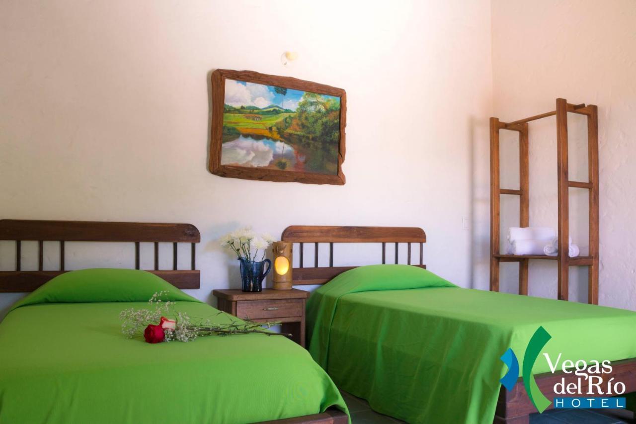 Hotel Vegas Del Rio Tamesis ภายนอก รูปภาพ